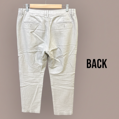 Beige linen pants for women, detail view