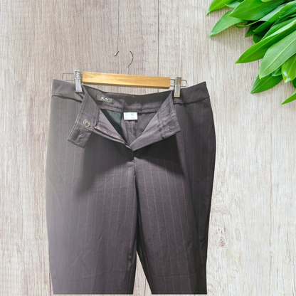 Wine stripes wide-leg pants, detail view