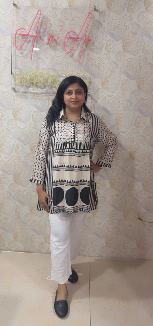 Kalamkari Mul Silk Tunics (Off-White)