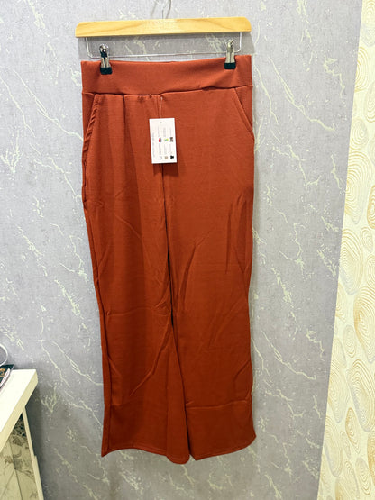 Rust ribbed flare pants – product view