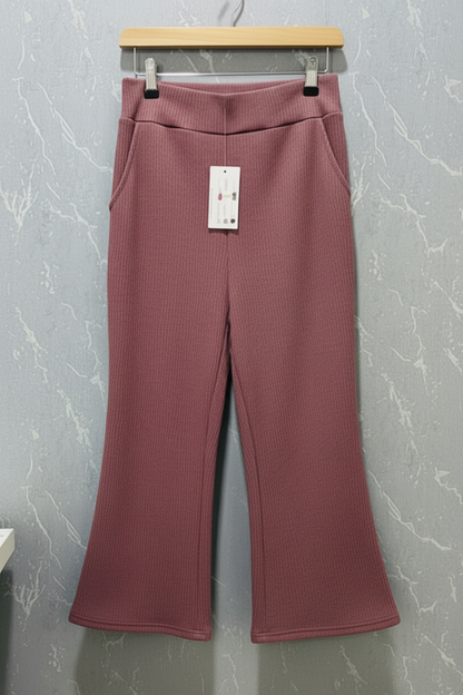 Light wine ribbed flare pants – product view