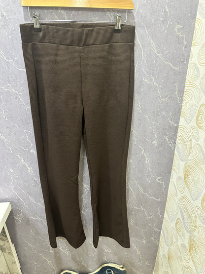 Brown anti-wrinkle bell bottoms – product view